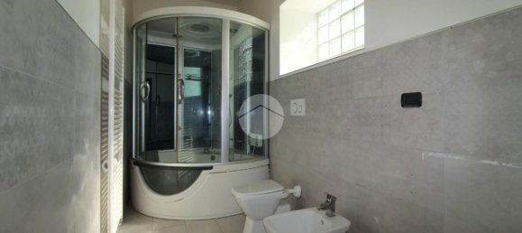 5 rooms House in Sommariva del Bosco, Italy No. 103018 3