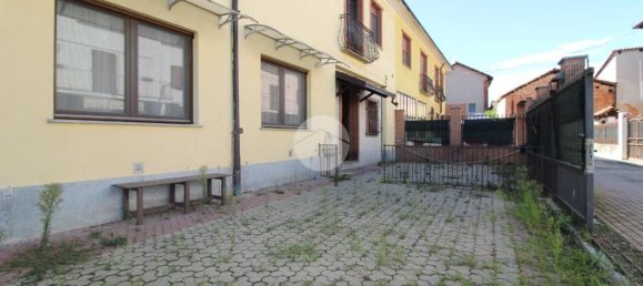5 rooms House in Sommariva del Bosco, Italy No. 103018 2