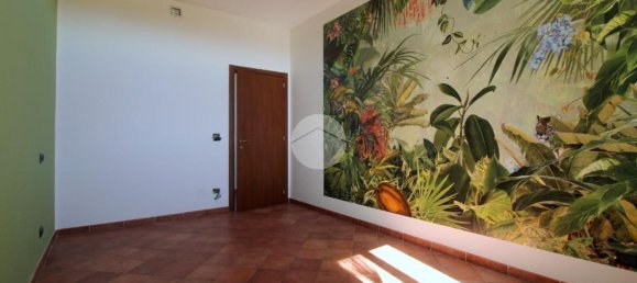 5 rooms House in Sommariva del Bosco, Italy No. 103018 11