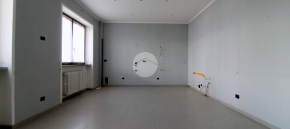 5 rooms House in Sommariva del Bosco, Italy No. 103018 8