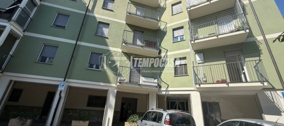 Квартира с 4 комнатами в Асти, Италия № 293054 2