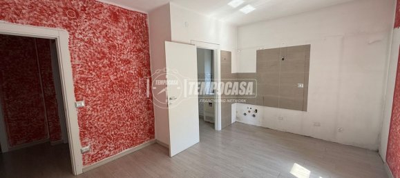 Квартира с 4 комнатами в Асти, Италия № 293054 5