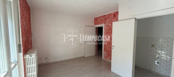 Квартира с 4 комнатами в Асти, Италия № 293054 6