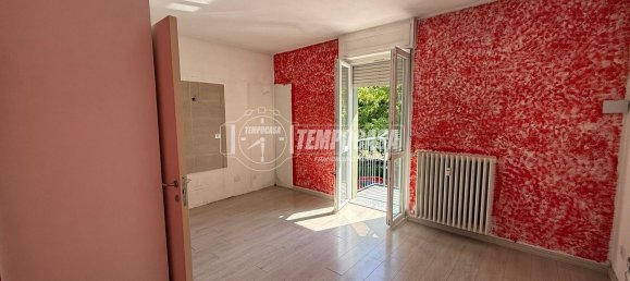 Квартира с 4 комнатами в Асти, Италия № 293054 3