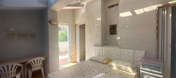 4 bedrooms Villa in Oliveri, Italy No. 322535 3