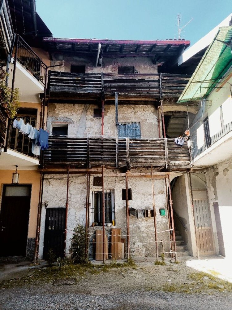 2غرفة شقة في Busto Garolfo, Italy رقم 11778