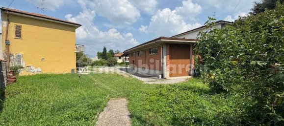 Grundstück in Treviolo, Italy 1600m², Nr. 264703 5