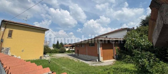 Grundstück in Treviolo, Italy 1600m², Nr. 264703 2