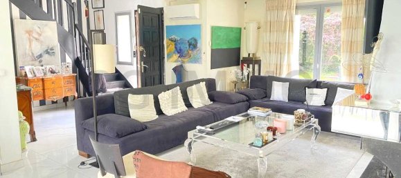 Villa de 3 dormitorios en Courtenay, France No. 204281 3