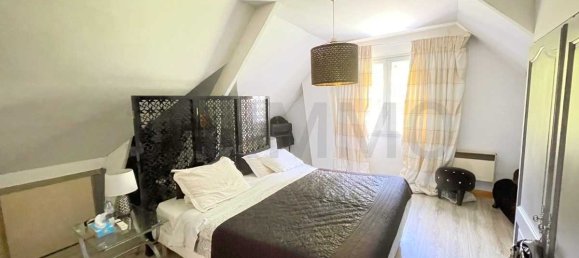 Villa de 3 dormitorios en Courtenay, France No. 204281 11