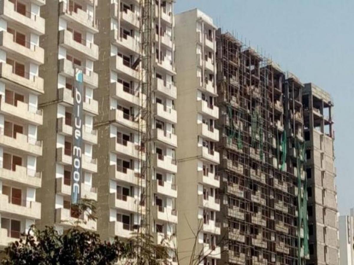 2 bedrooms House in Ghaziabad, India No. 4751