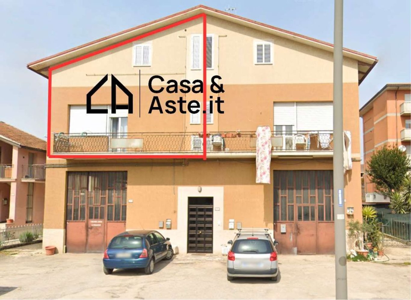 10 rooms Apartment in Morrovalle, Italy No. 128151