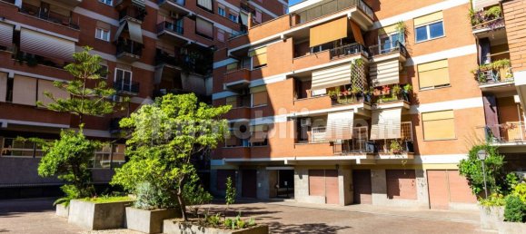 1 bedroom Apartment in Rome, Italy No. 277988 36