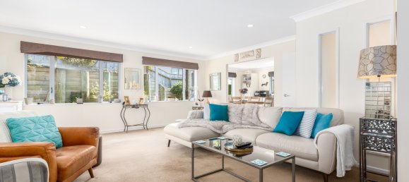 Дом с 3 спальнями в Whitby, Новая Зеландия № 38 17