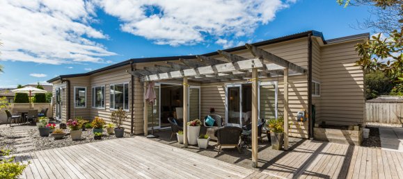 Дом с 3 спальнями в Whitby, Новая Зеландия № 38 23