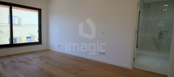 4 bedrooms House in Loures, Portugal No. 102789 17