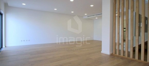 4 bedrooms House in Loures, Portugal No. 102789 9