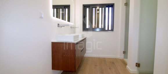 4 bedrooms House in Loures, Portugal No. 102789 24