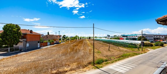 4-salle Appartement à Santena, Italy No. 291112 22