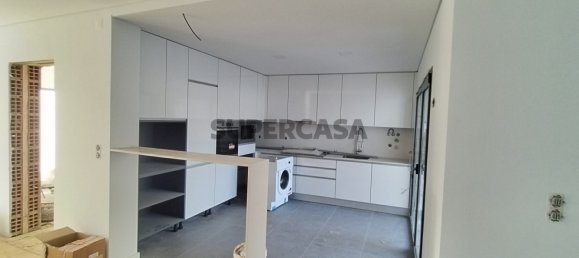 4 Schlafzimmer Haus in Corroios, Portugal, Nr. 167048 4