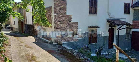 2 bedrooms House in Camerana, Italy No. 126456 9