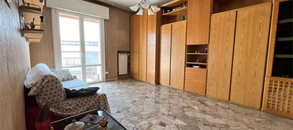 5 rooms Apartment in Spinea, Italy No. 221632 10