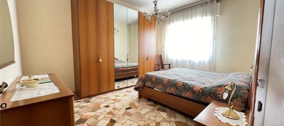 5 rooms Apartment in Spinea, Italy No. 221632 21