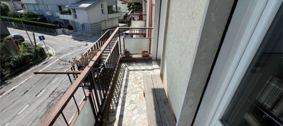 5 rooms Apartment in Spinea, Italy No. 221632 28