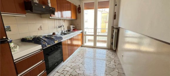 5 rooms Apartment in Spinea, Italy No. 221632 37