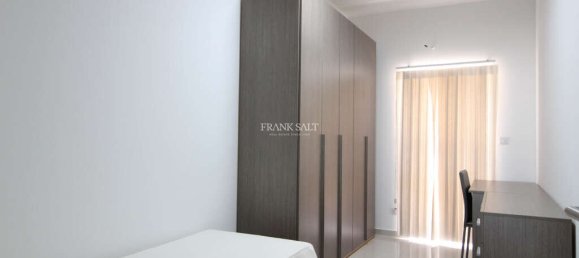 3 bedrooms Apartment in Xghajra, Malta No. 4352 16