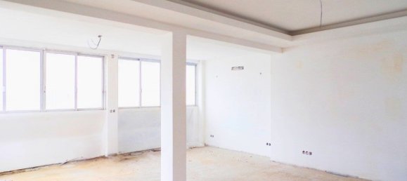 Apartamento de 3 dormitorios en Costa da Caparica, Portugal No. 88994 4