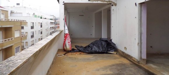 Apartamento de 3 dormitorios en Costa da Caparica, Portugal No. 88994 17