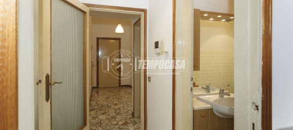 1 bedroom Apartment in Bergamo, Italy No. 286547 13