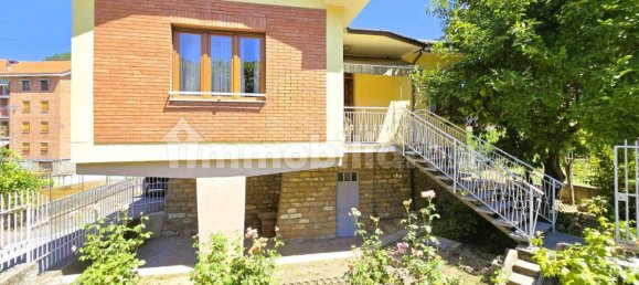 2 Schlafzimmer Villa in Cortemilia, Italy, Nr. 296328 2