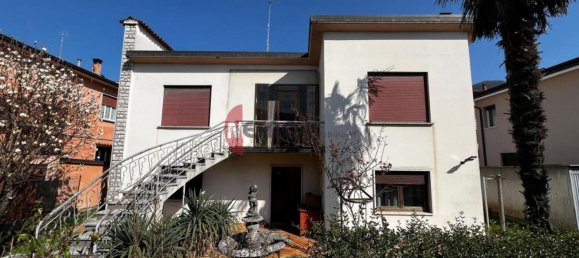 Casa de 6 divisões em Cornedo Vicentino, Italy N.º 116627 5