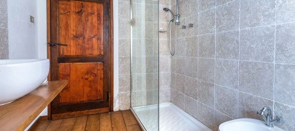 Casa de 7 habitaciónes en Firenzuola, Italy No. 17579 26