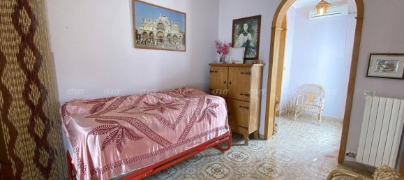 Casa de 10 habitaciónes en Nardò, Italy No. 133663 3