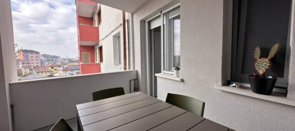 Apartamento de 4 divisões em Udine, Italy N.º 127951 5