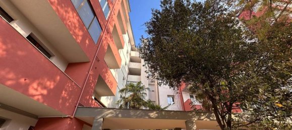 Apartamento de 4 divisões em Udine, Italy N.º 127951 2