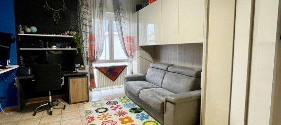 3-salle Appartement à Lissone, Italy No. 27435 37