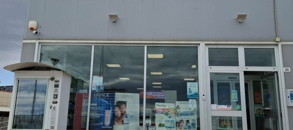 Gewerbliche Immobilie in Termoli, Italy 175m², Nr. 341830 2