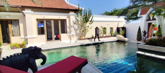 3 bedrooms House in Pattaya, Thailand No. 26420 4