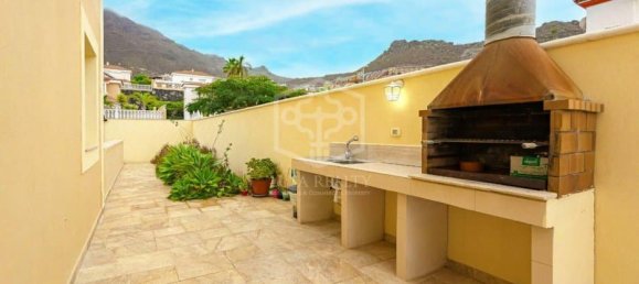 3 bedrooms Villa in Adeje, Spain No. 16392 13