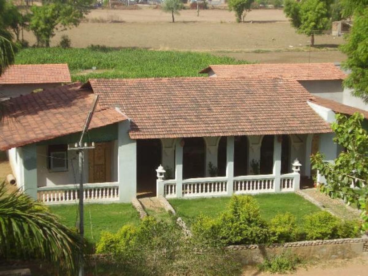  Land in Noida, India No. 65947