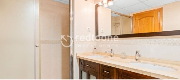 Apartamento de 5 dormitorios en Torrevieja, Spain No. 40807 18