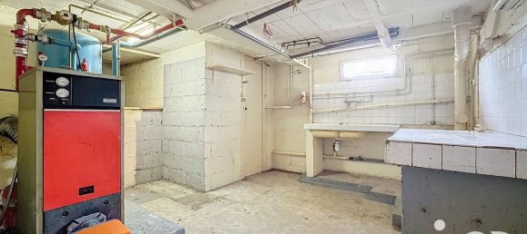 2 bedrooms House in Auxerre, France No. 258350 25