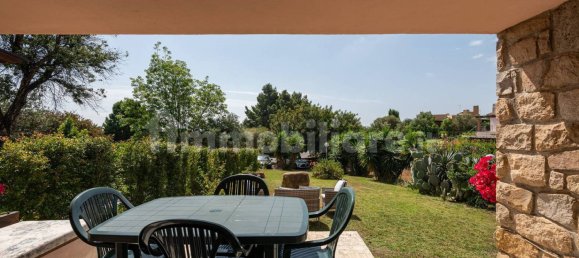 3 bedrooms Villa in Pula, Italy No. 153792 9