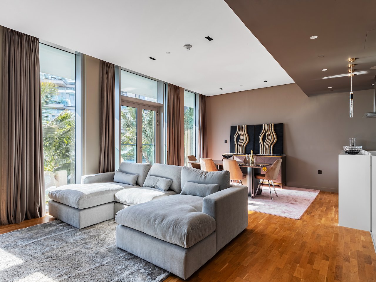 Apartamento de 2 dormitorios en Dubai, UAE No. 21116