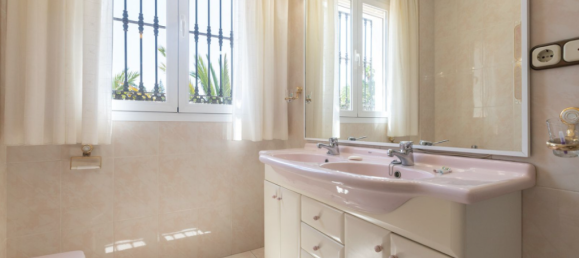 4 غرف نوم فيلا في Marbella, Spain رقم 276672 17