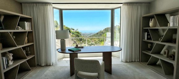 Villa de 5 dormitorios en El Madronal, Spain No. 151593 37